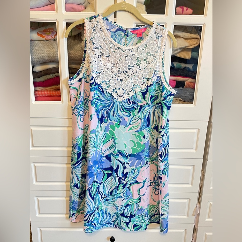 EUC/NWOT Lilly Pulitzer Floral Dress with Lace Accent. Nala Soft Shift. Size 10